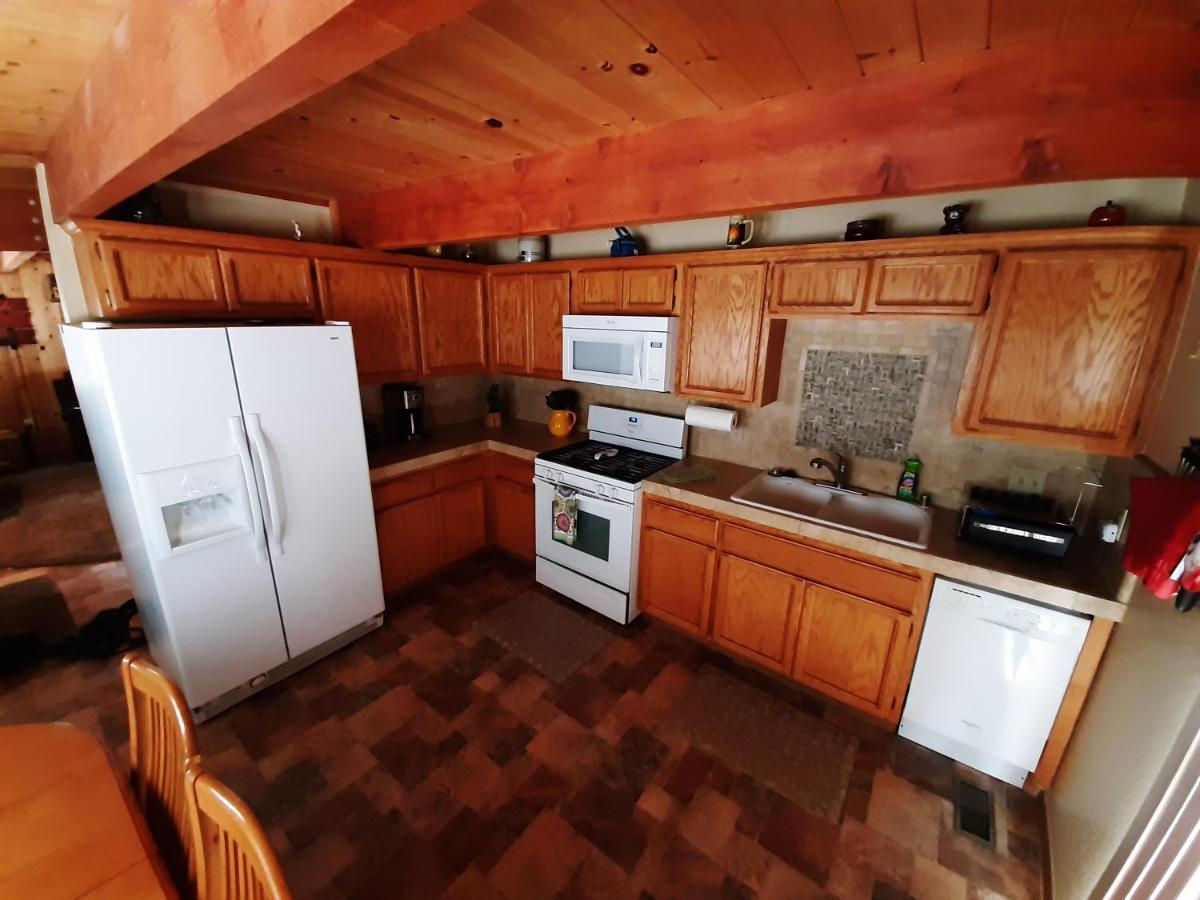 Cabin On The Corner บิ๊กแบร์เลค ภายนอก รูปภาพ